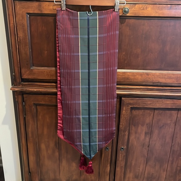 2-Sided Holiday/Anytime 72” Table Runner in Royal Colors or Solid w/End Tassels. - Picture 2 of 8